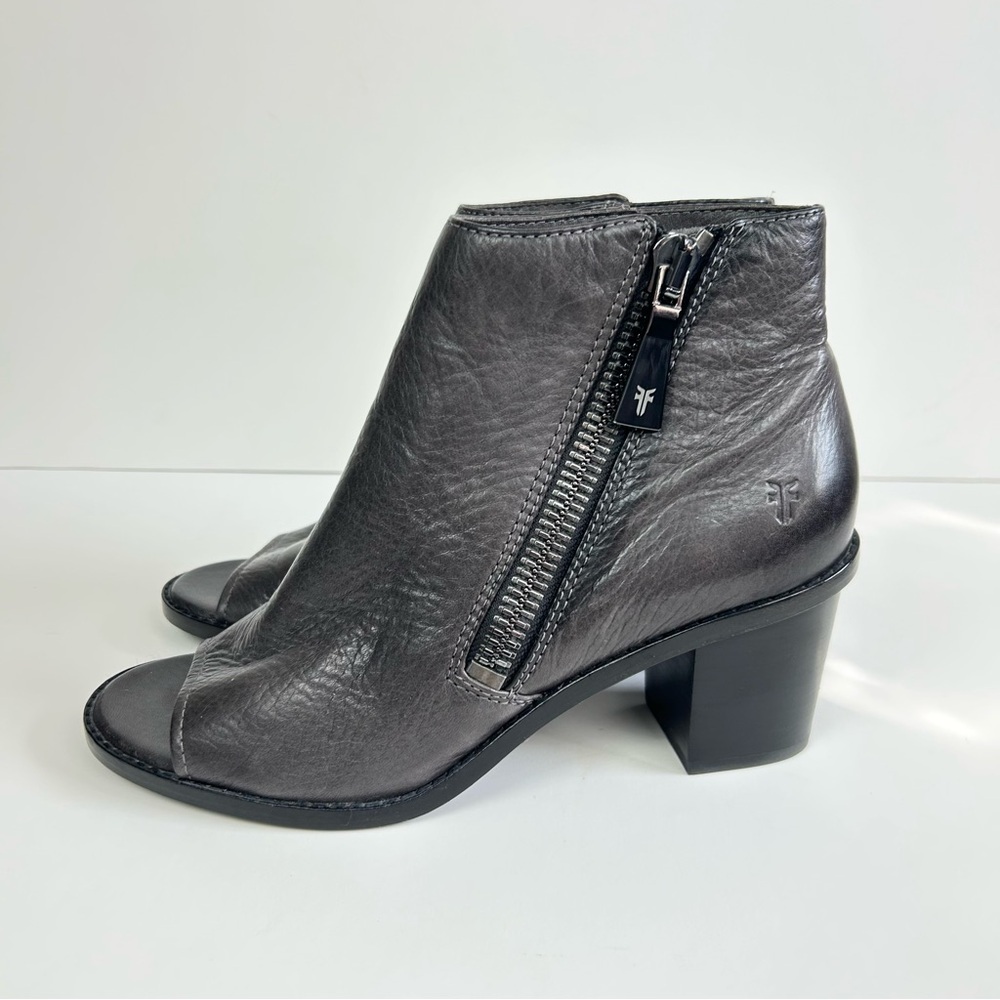 Frye Brielle Leather Peep Toe Zip Ankle Booties Charcoal Gray Size 7.5
